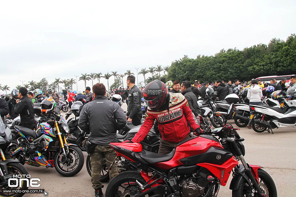 2016 CHINESE NEW YEAR RIDING