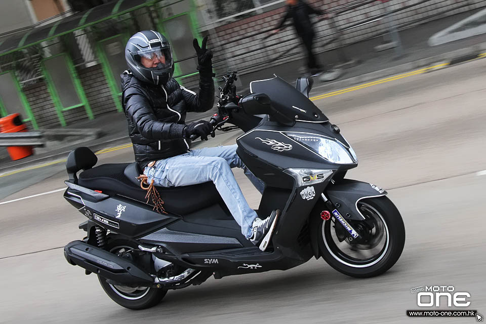 2016 CHINESE NEW YEAR RIDING