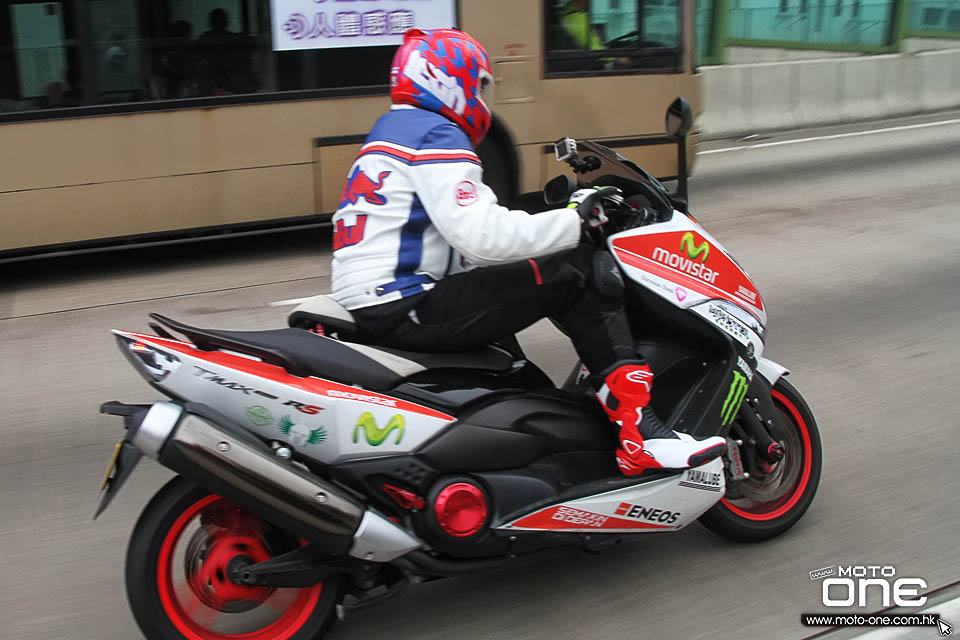 2016 CHINESE NEW YEAR RIDING