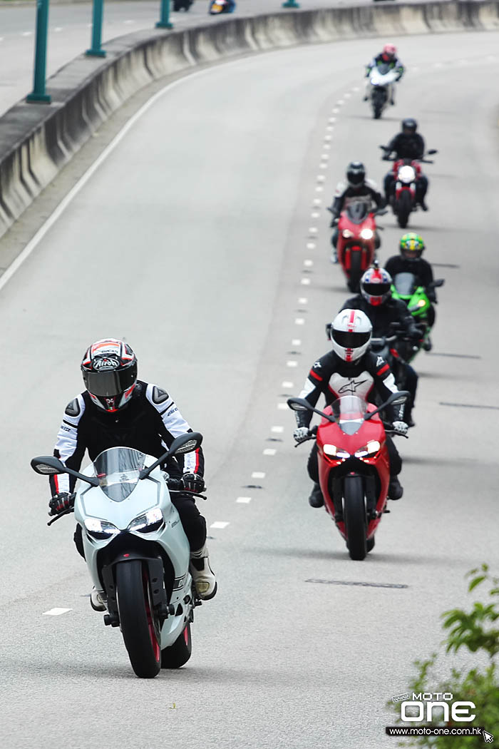 2016 chinese new year riding