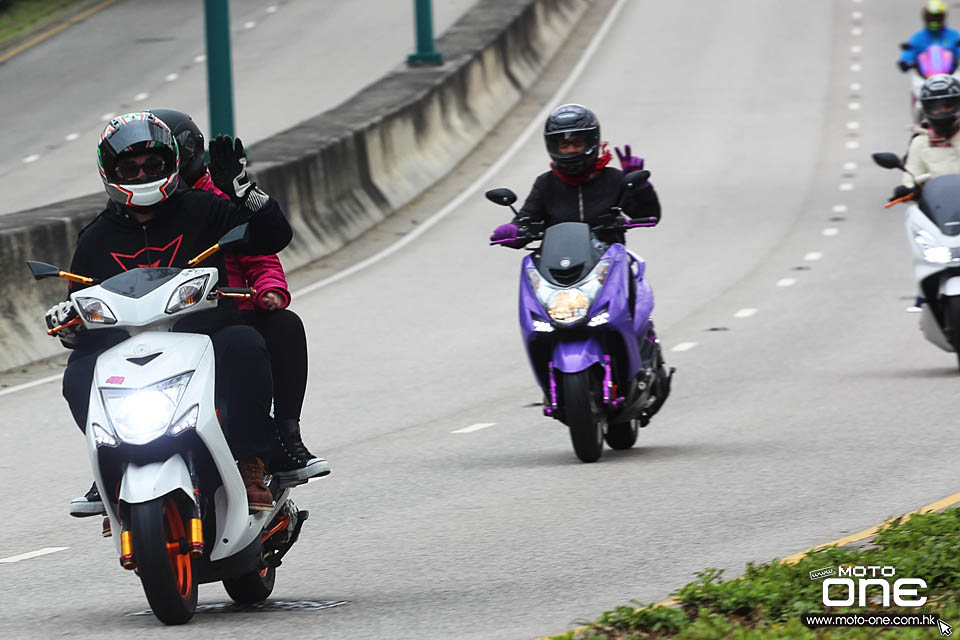 2016 chinese new year riding