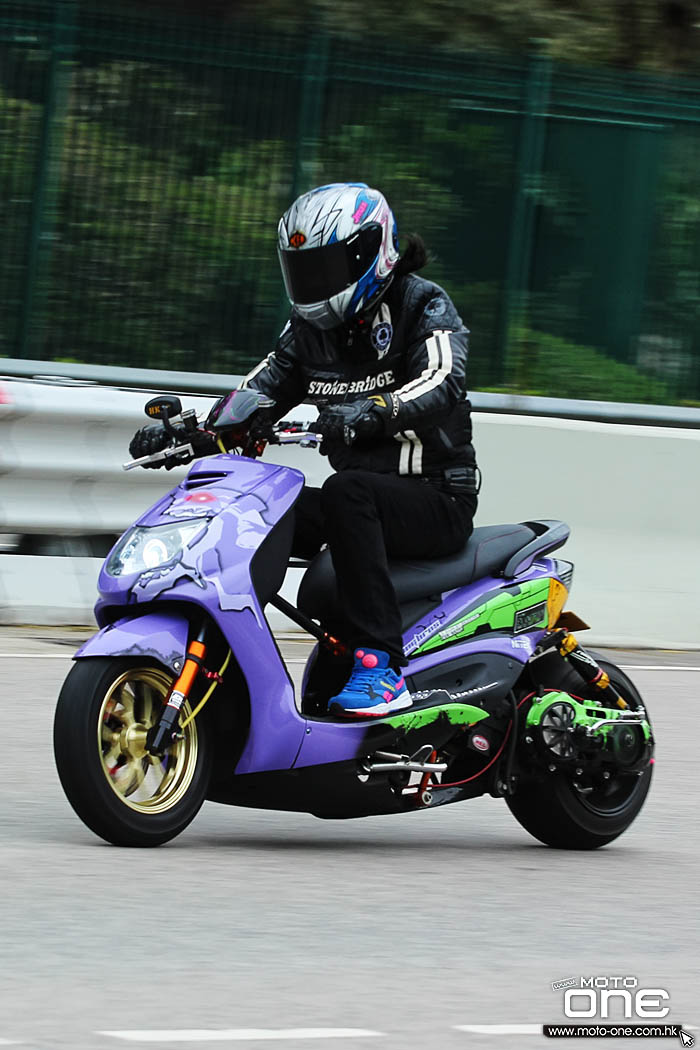 2016 chinese new year riding