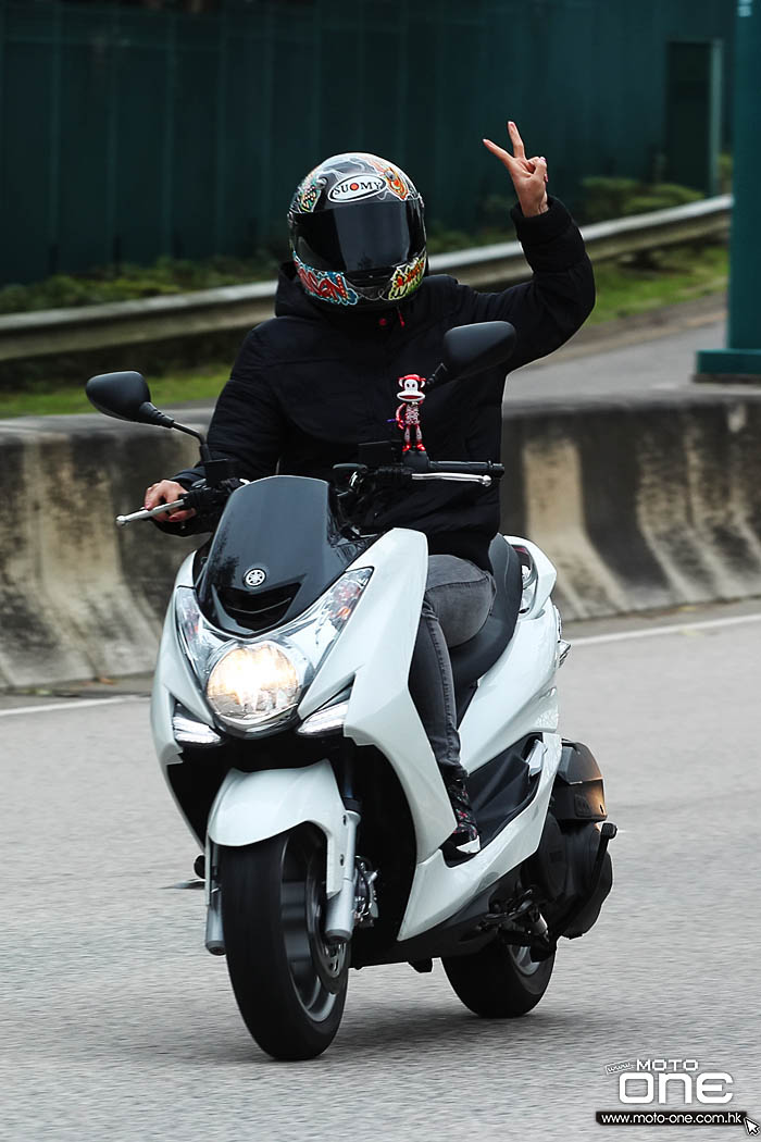 2016 chinese new year riding