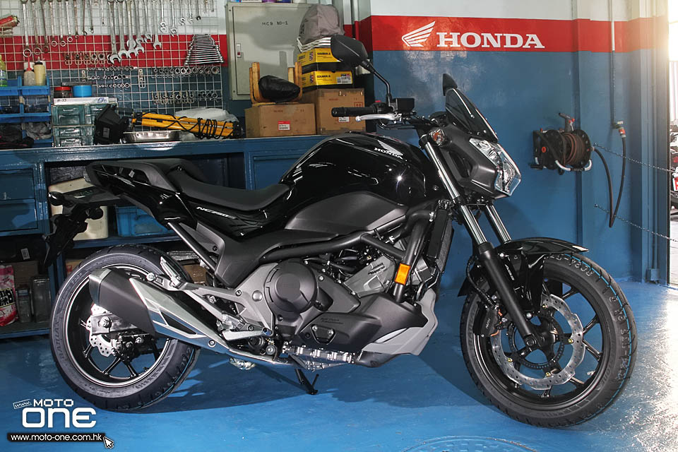 2016 HONDA NC750 X S DCT_