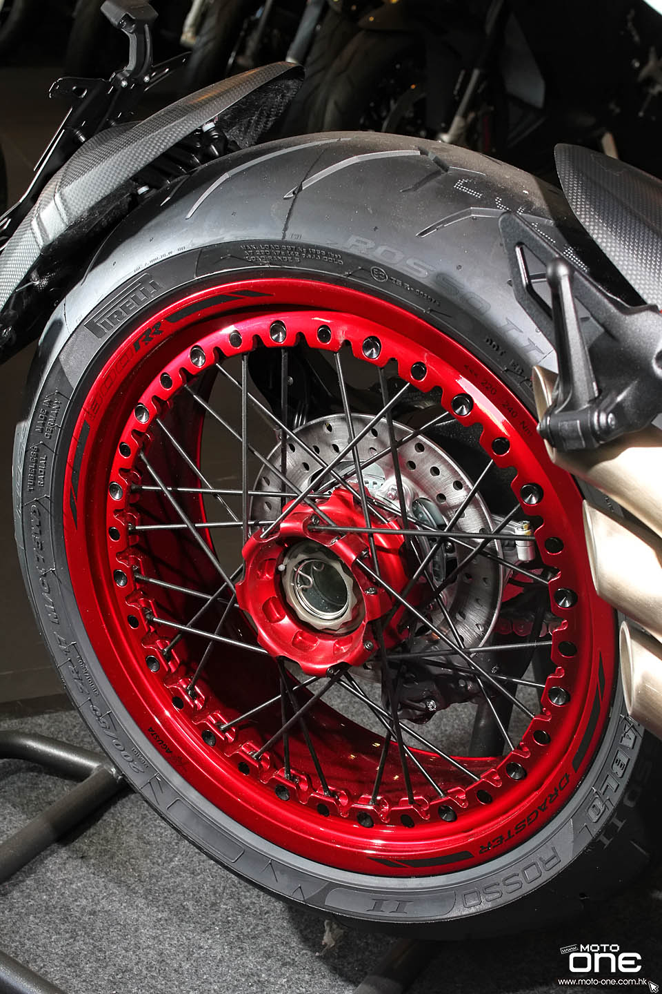 2016 MV AGUSTA DRAGSTER RR LH44 Lewis Hamilton