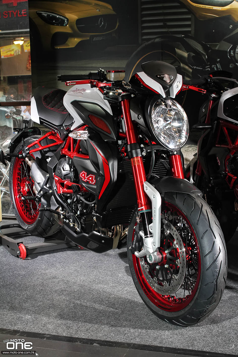 2016 MV AGUSTA DRAGSTER RR LH44 Lewis Hamilton