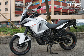 2015 KTM 1290 SUPER DUKE ADVENTURE