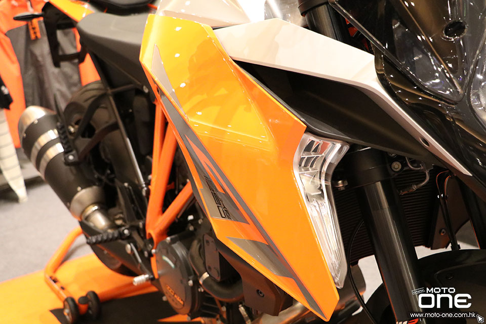 KTM 1290 SUPER DUKE GT