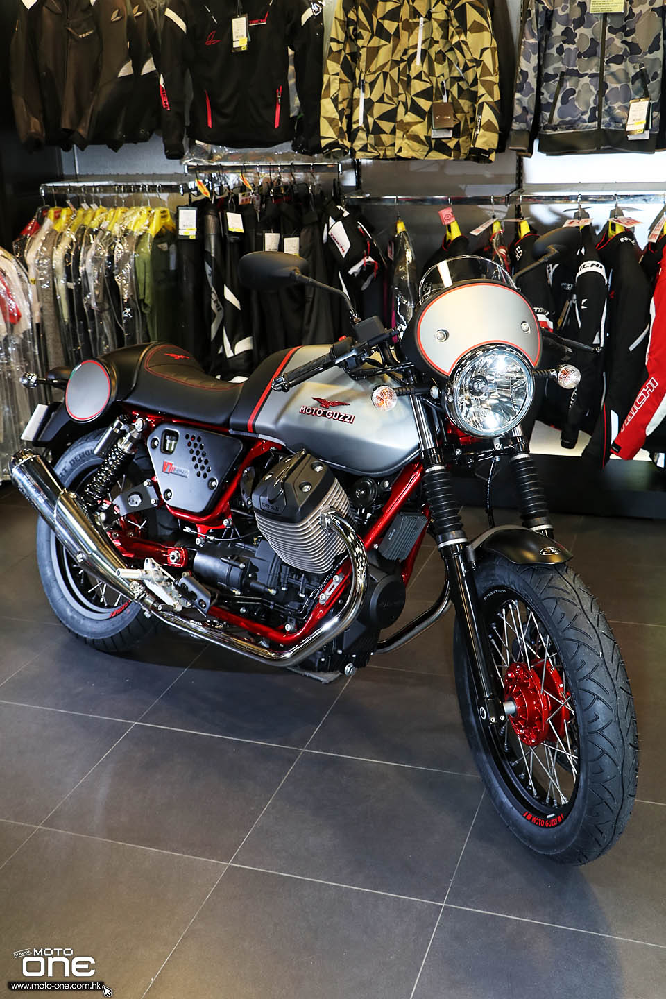 2016 MOTO-GUZZI V7 II Racer