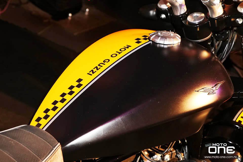 2016 MOTO GUZZI V9 BOBBER