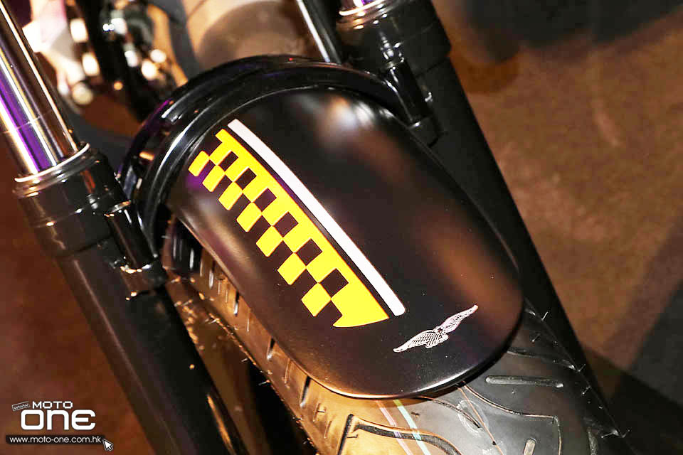 2016 MOTO GUZZI V9 BOBBER