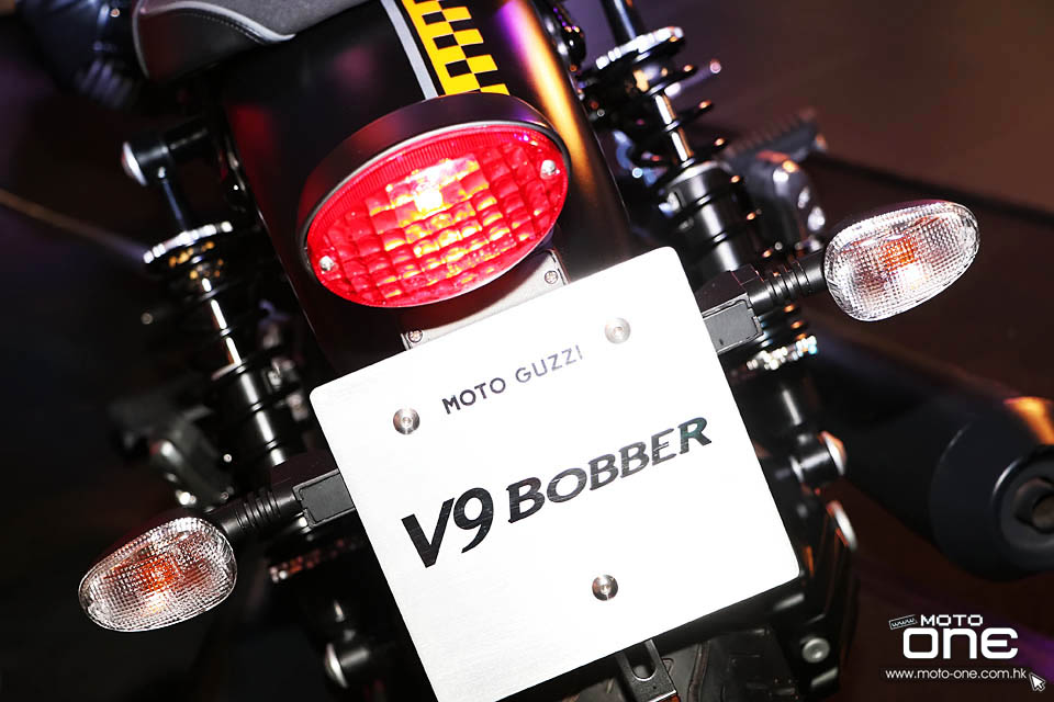 2016 MOTO GUZZI V9 BOBBER