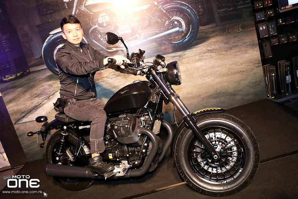 2016 MOTO GUZZI V9 BOBBER