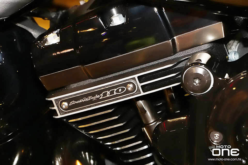 2016 Harley Davidson Gibson Brands CVO Pro Street Breakout