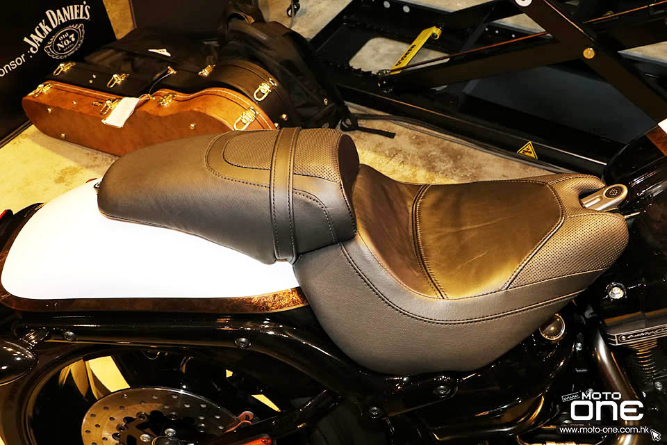 2016 Harley Davidson Gibson Brands CVO Pro Street Breakout