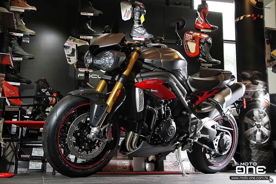 2016 Triumph Speed Triple R