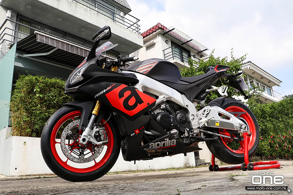 2016 APRILIA RSV4 RF RR