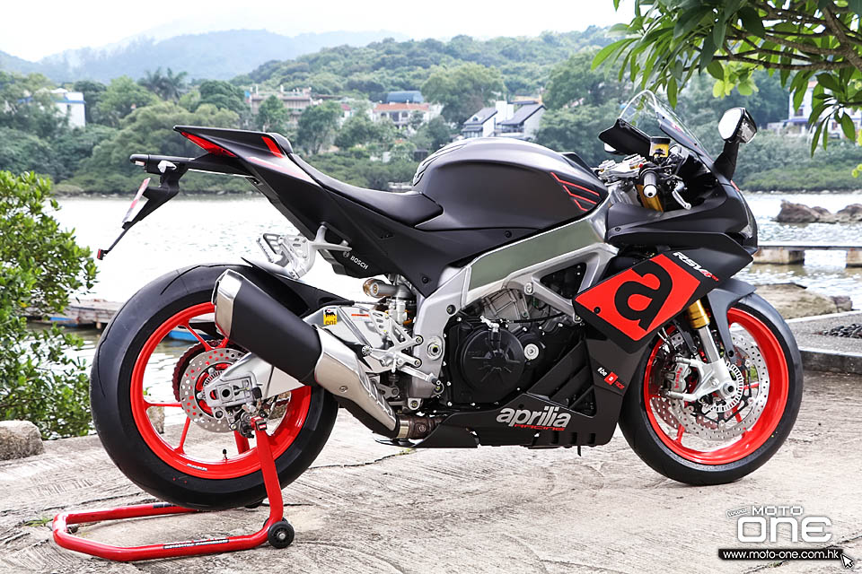 2016 APRILIA RSV4 RF RR