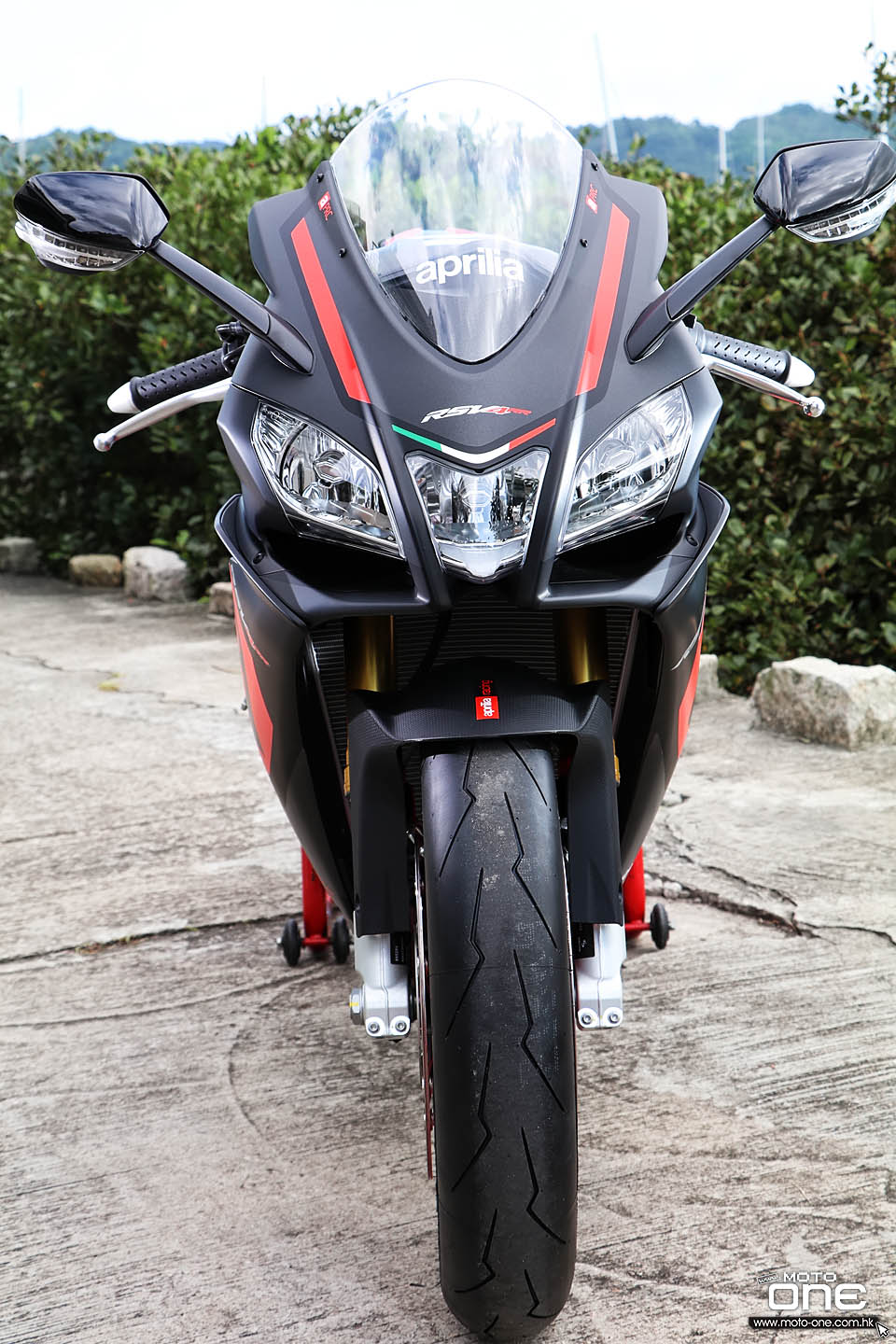 2016 APRILIA RSV4 RF RR