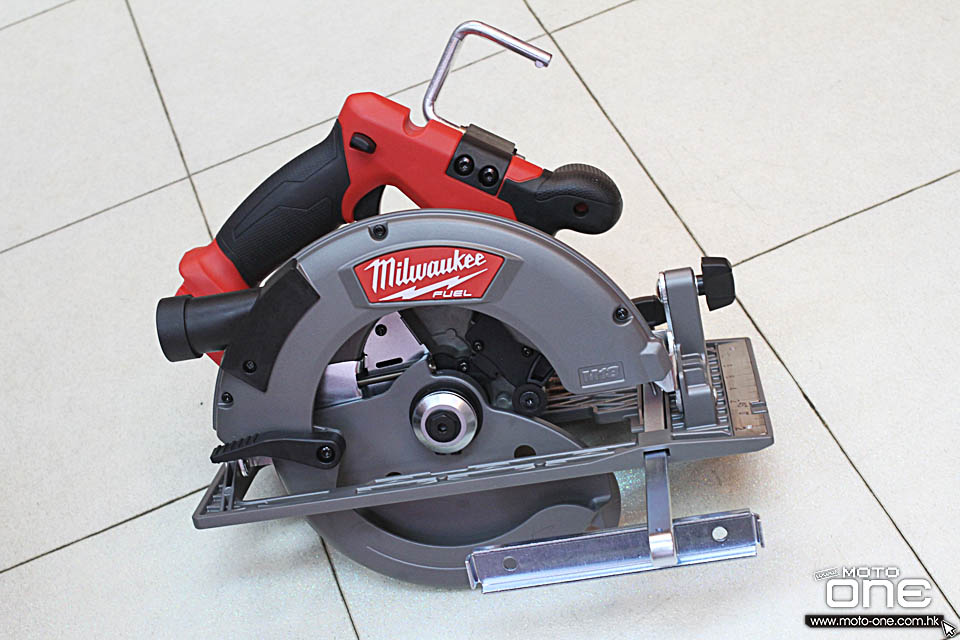 2016 Milwaukee CIRCULAR SAW