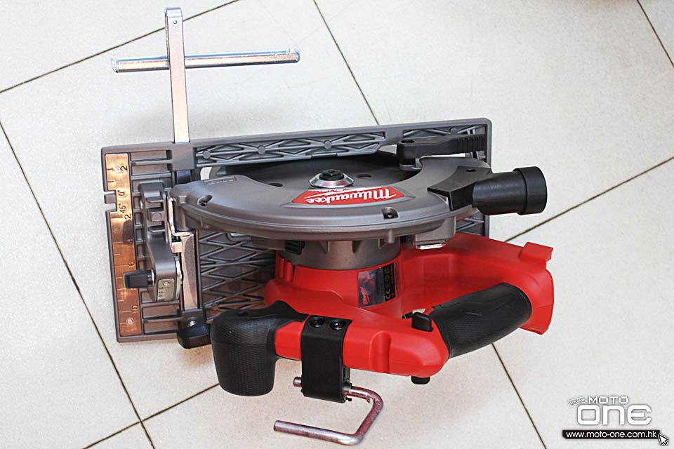 2016 Milwaukee CIRCULAR SAW