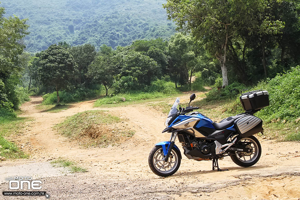 2016 HONDA NC750X