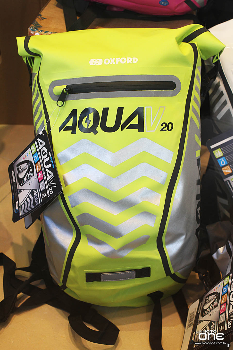 2016 OXFORD AQUA V12 V20 B25