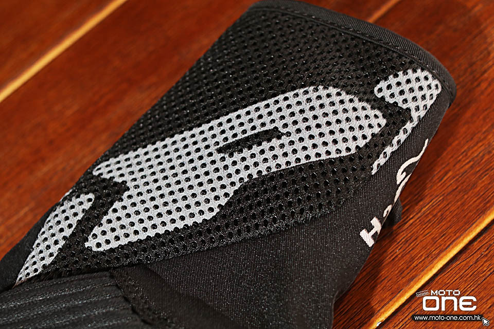 2016 SPIDI GLOVES