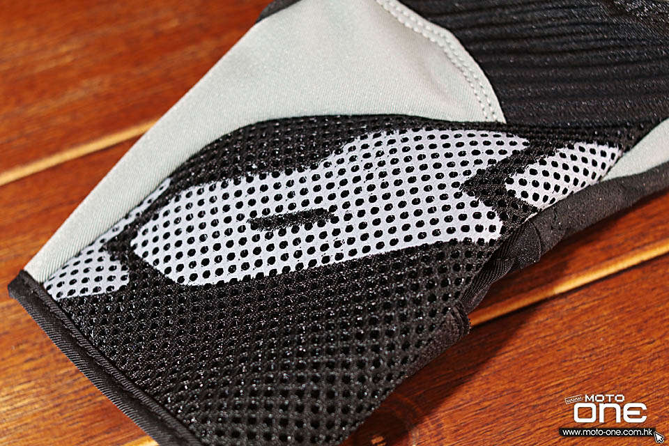 2016 SPIDI GLOVES