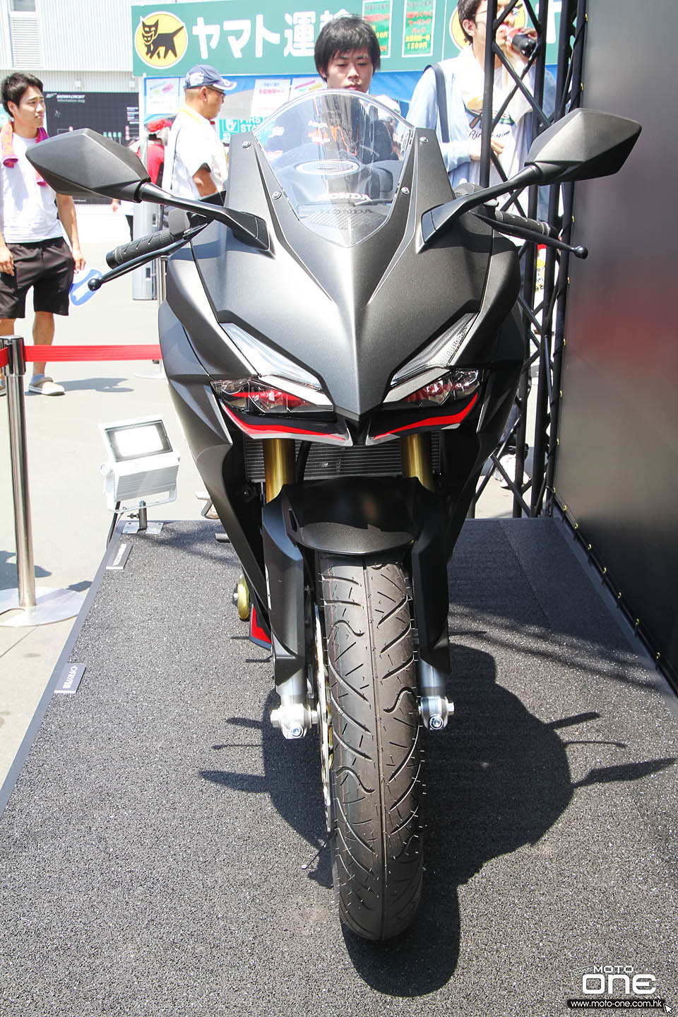 2016 HONDA CBR250RR