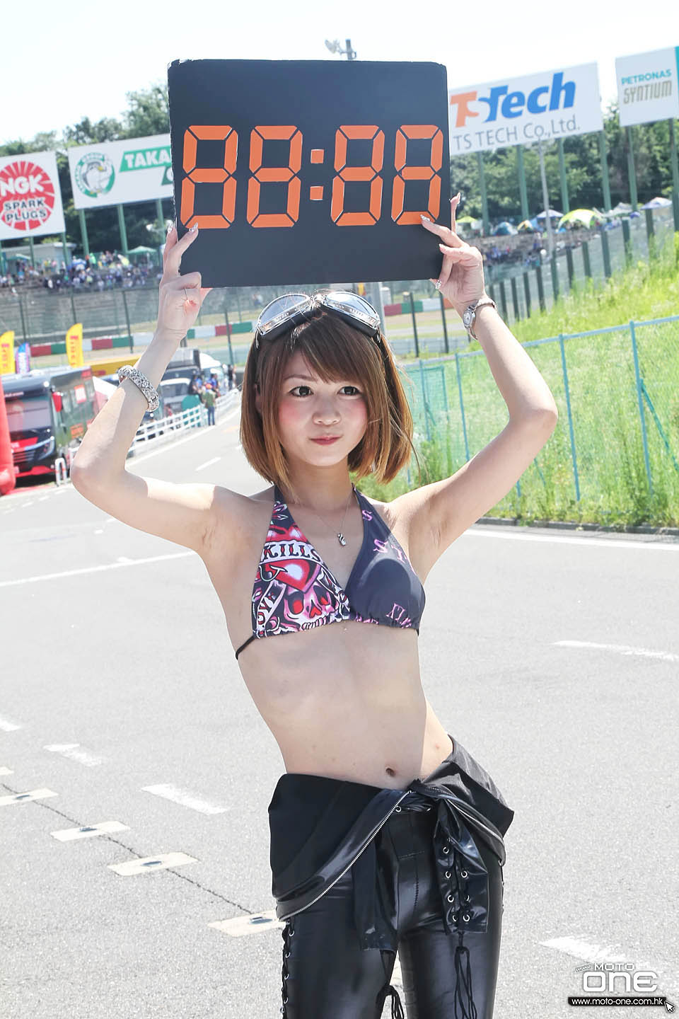 2016 SUZUKA 8HOURS RACING GIRLS