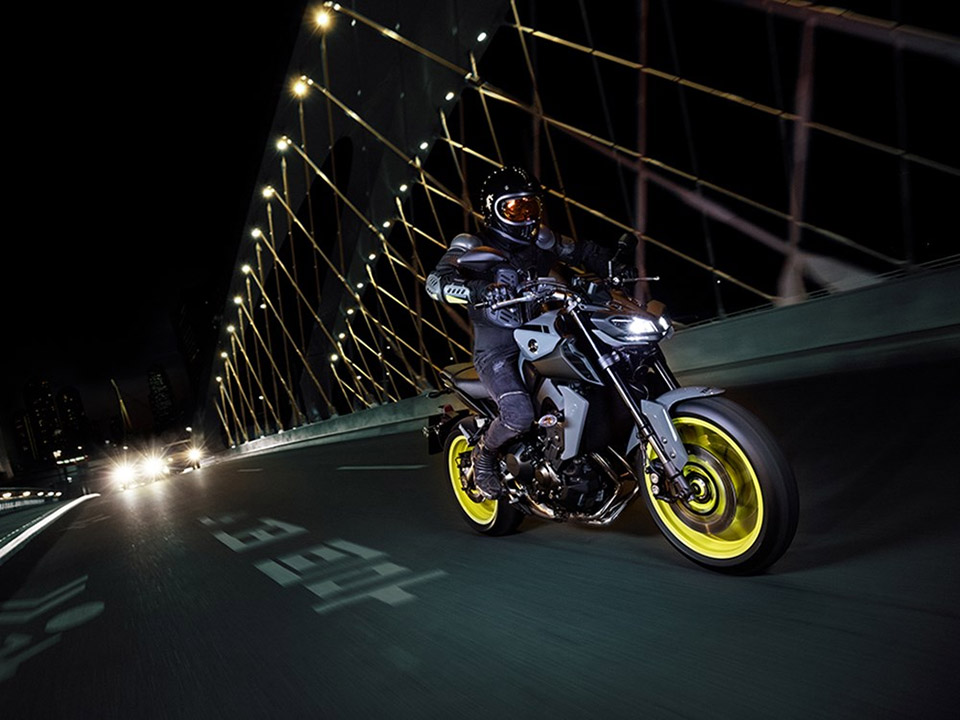 2017 YAMAHA MT-09