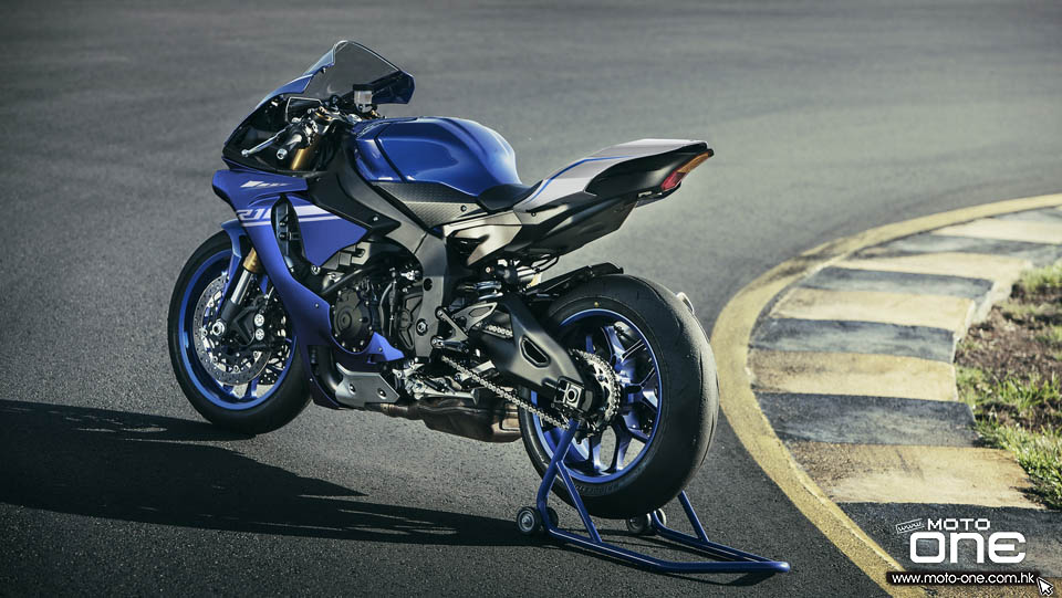 2017 YAMAHA YZF-R1 R1M