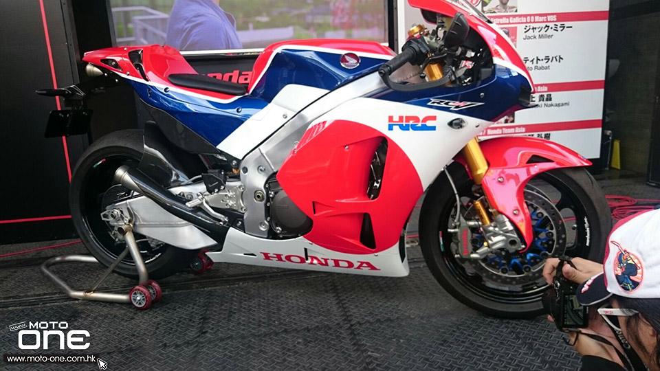 2017_HONDA CBR1000RR SP IN JAPAN