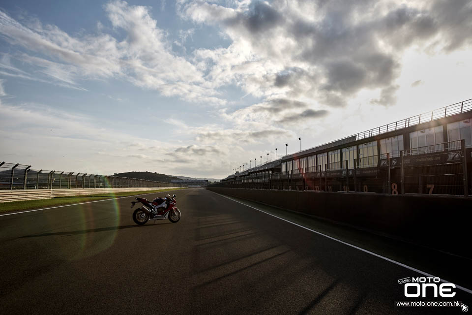 2017 HONDA CBR1000RR FIREBLADE SP SP2