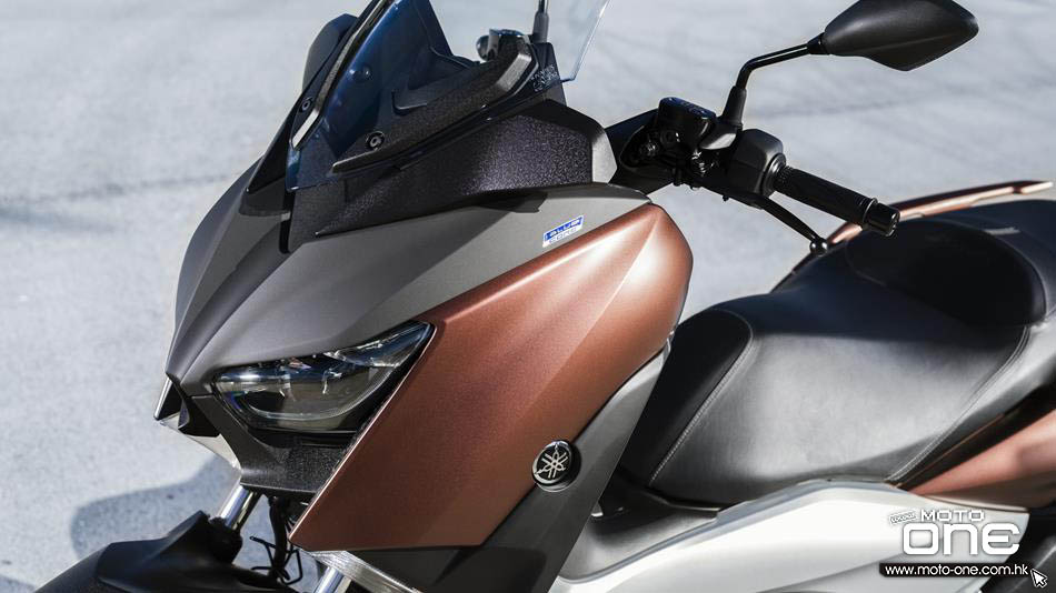 2017 YAMAHA XMAX300