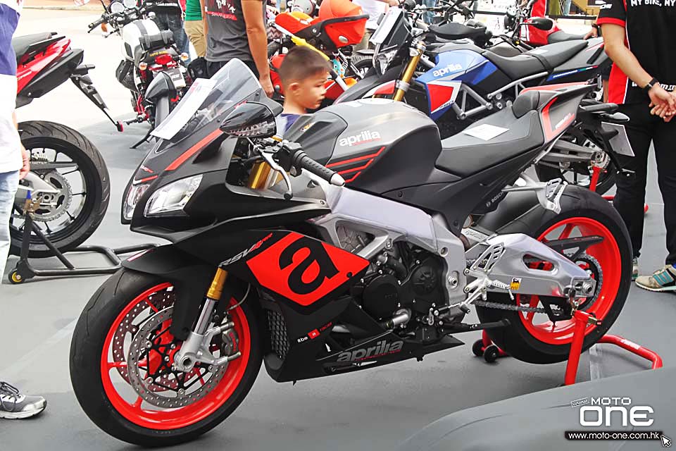 2016 APRILIA HK BIKESHOW