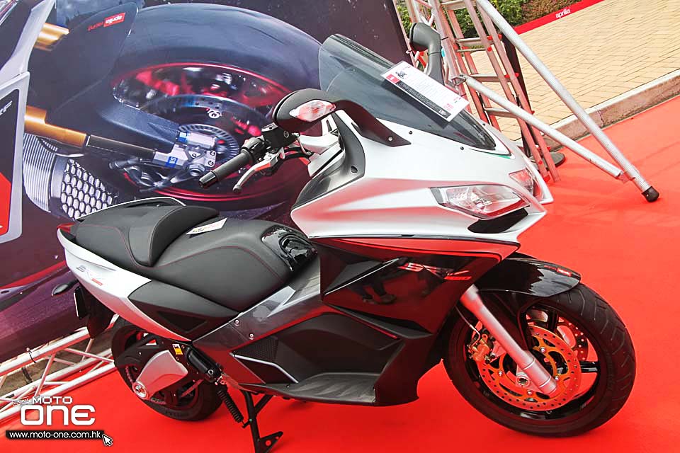 2016 APRILIA HK BIKESHOW