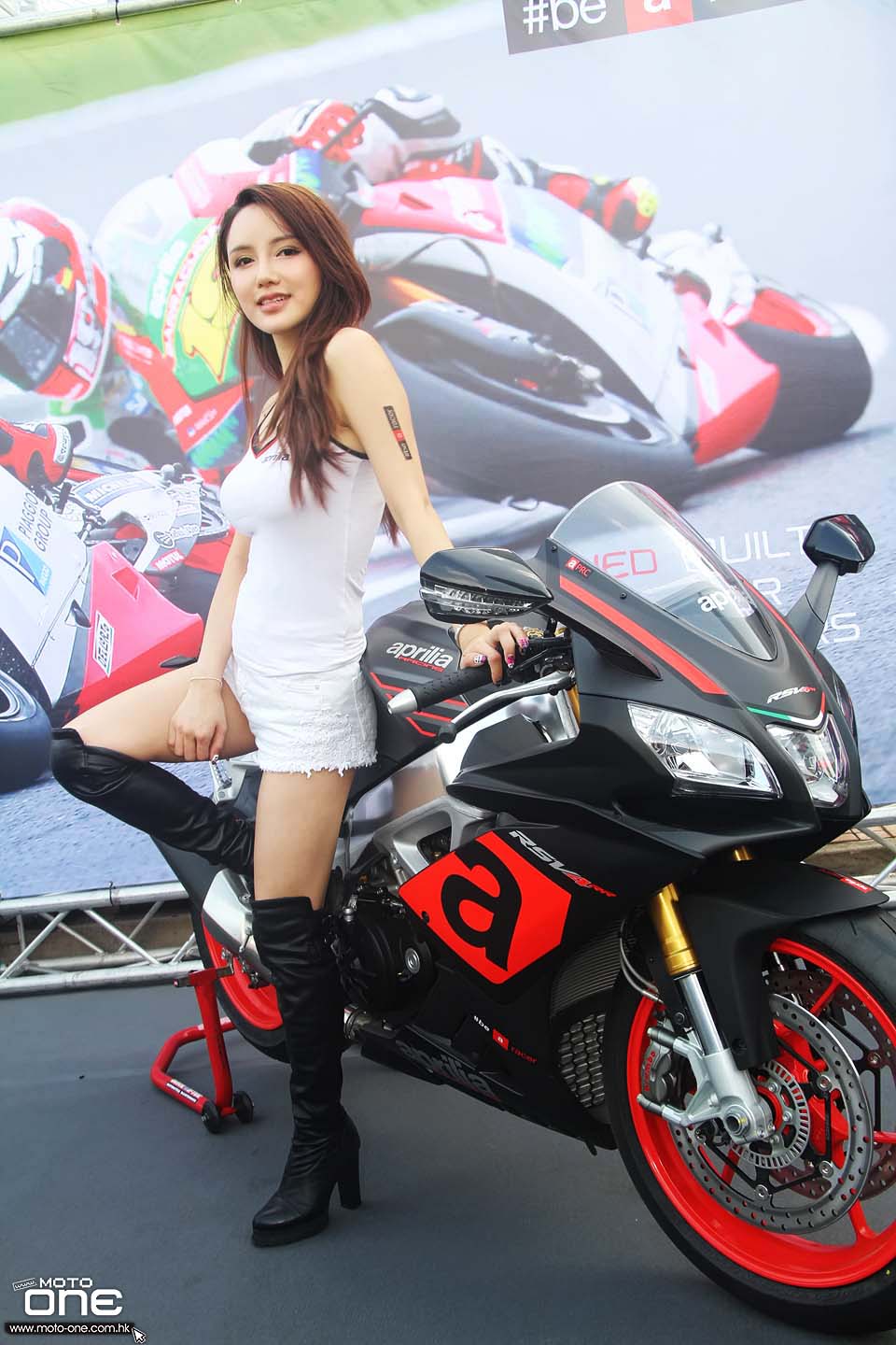 2016 APRILIA HK BIKESHOW