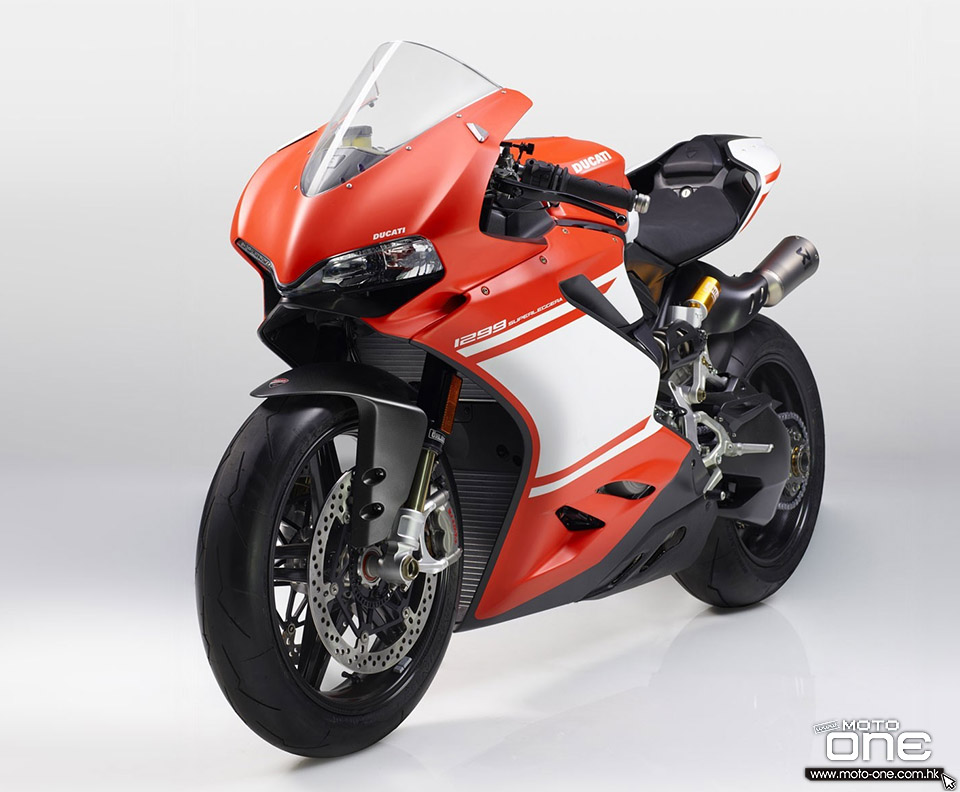 2016_DUCATI 1299 Superleggera