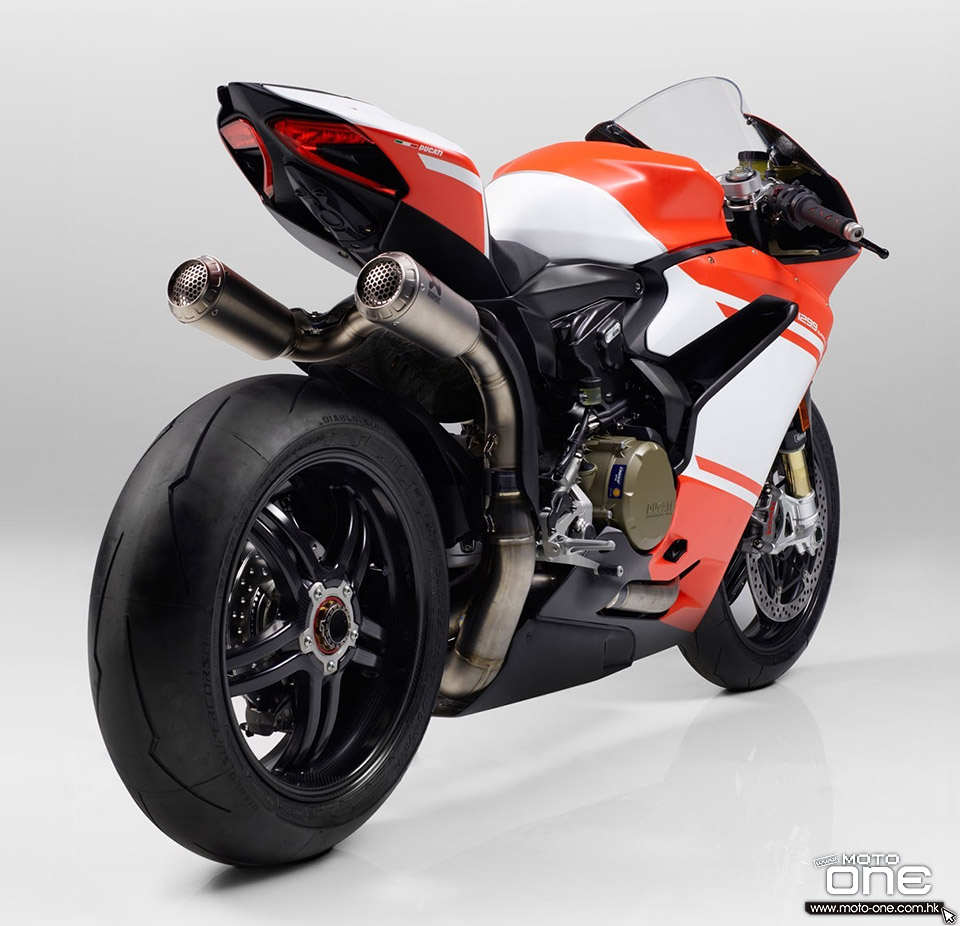 2016_DUCATI 1299 Superleggera