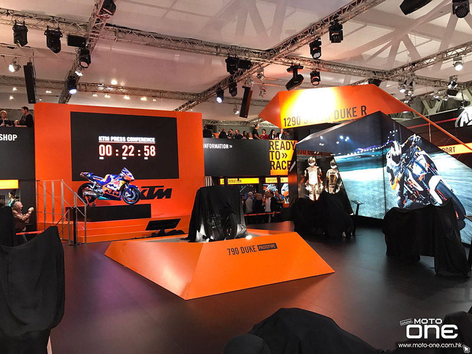 2016 EICMA MOTORCYCLE SHOW