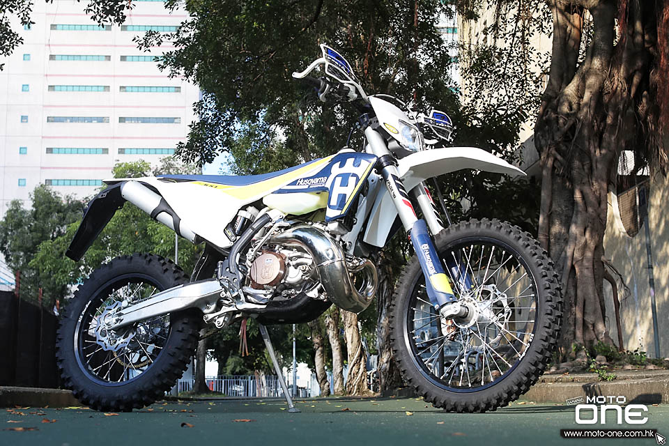 2017 HUSQVARNA TE300