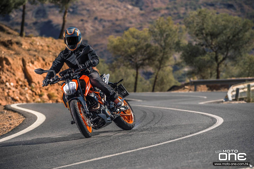 2017 KTM Duke 390