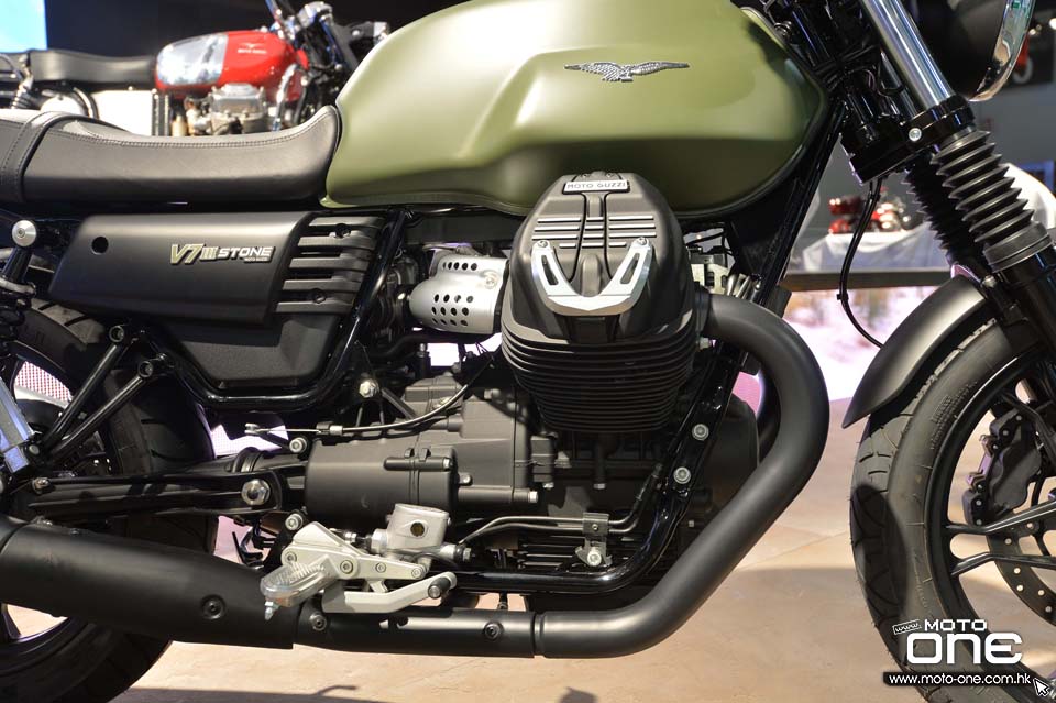 2017 Moto Guzzi V7 III stone