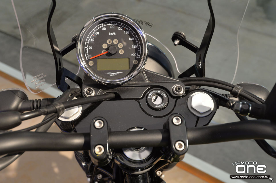 2017 Moto Guzzi V7 III stone