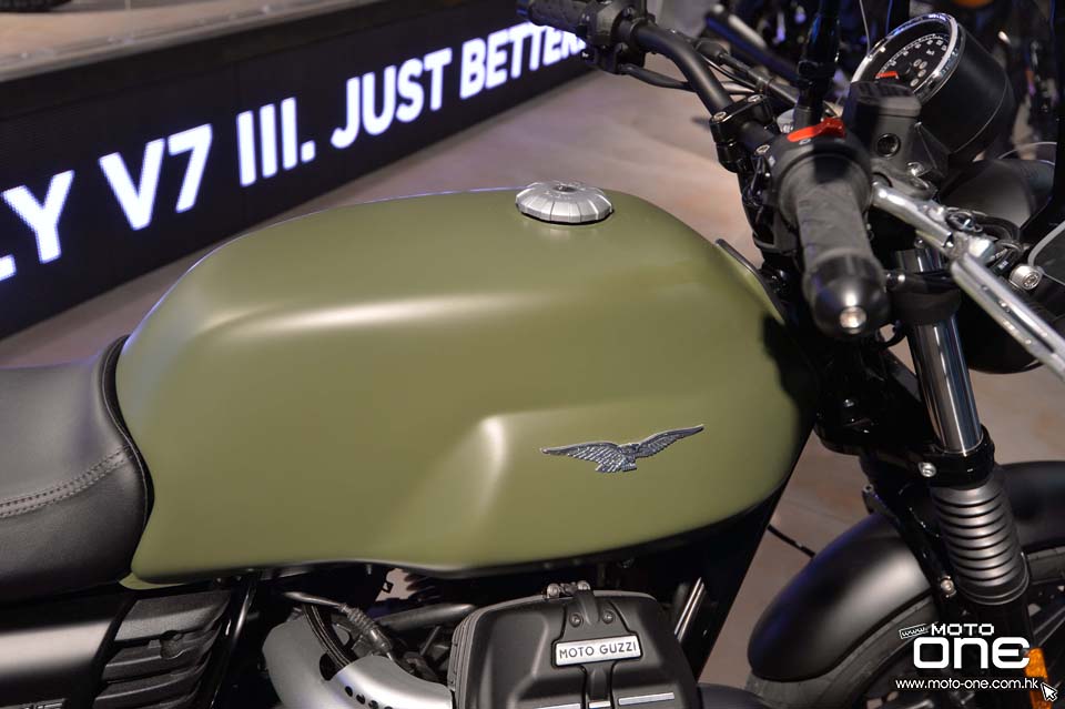 2017 Moto Guzzi V7 III stone