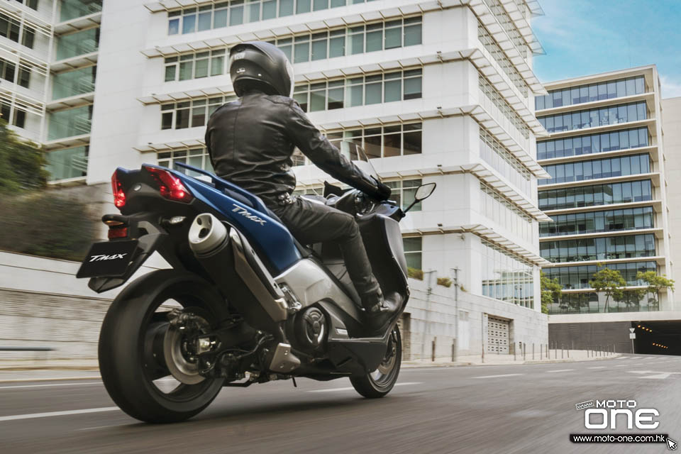 2017 Yamaha TMAX DX