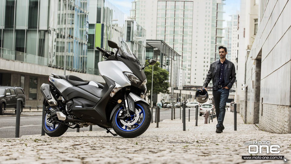 2017 Yamaha TMAX SX