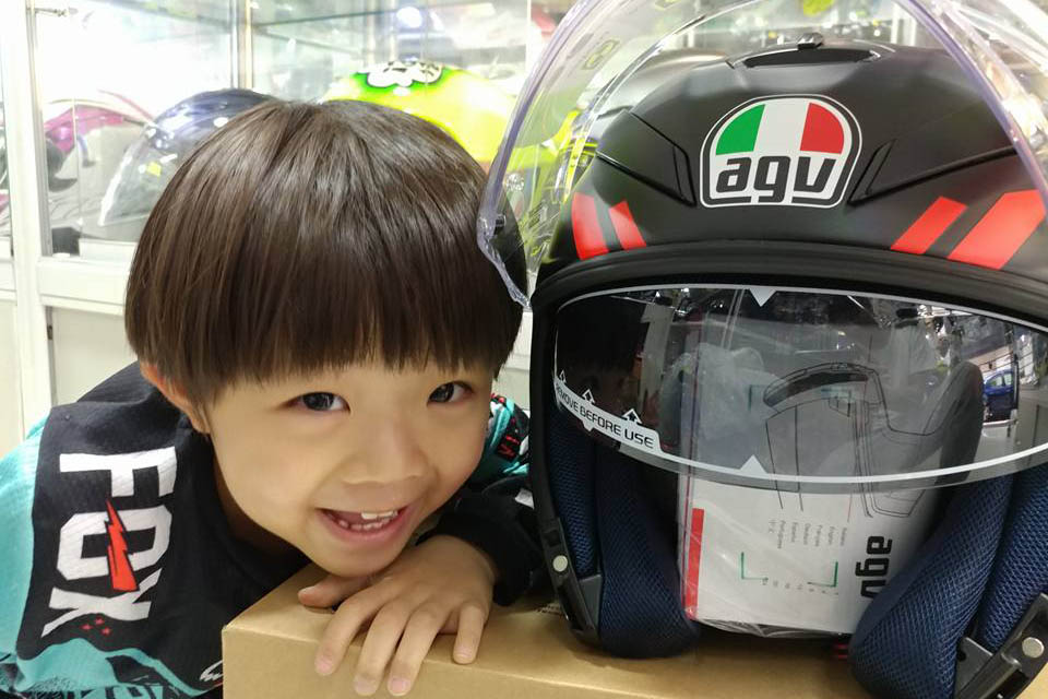 2017 AGV K5 jet Urban Hunter Matt black red